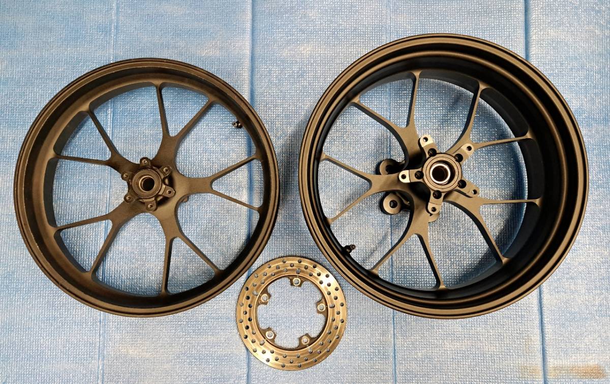  super light weight!RSV4 Factory rom and rear (before and after) wheel set! rear unused! used rear disk attaching!