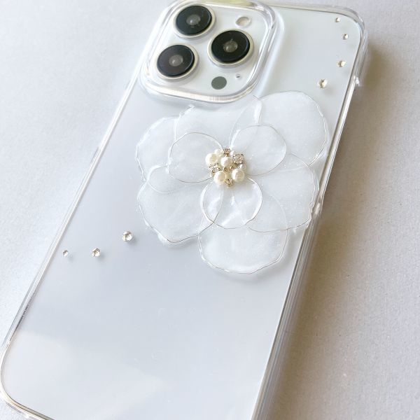 【mariaglace】iPhone15plus ホワイトカメリア スマホケース クリアケース お花 ストーン パール ハンドメイド レジン キラキラ かわいい_画像6