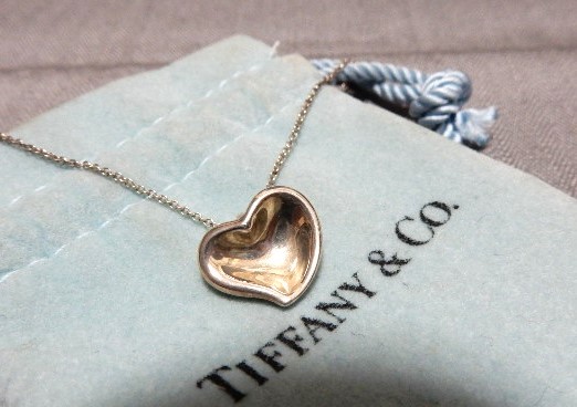 良品　『TIFFANY&Co.』PERETII　STERLING　E.P刻印ハートファッションネックレス