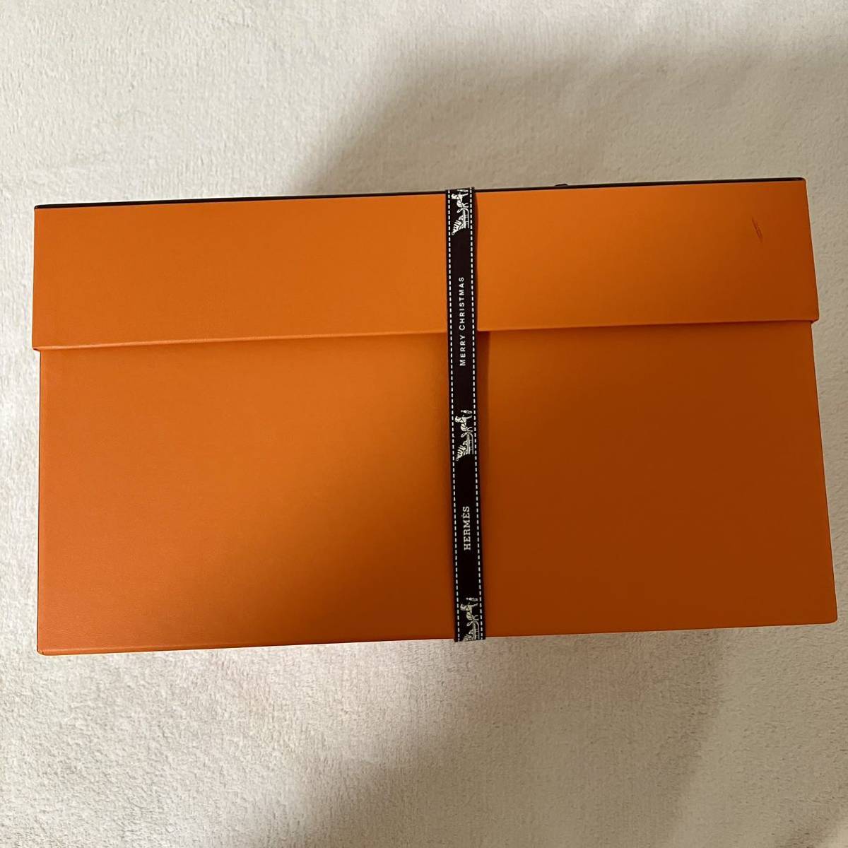 HERMES オレンジ ボックス BOX 空箱 空き箱 バッグ用 25cm×33cm×19cm リボン クリスマス仕様 ホリデー仕様 エルメス_画像3