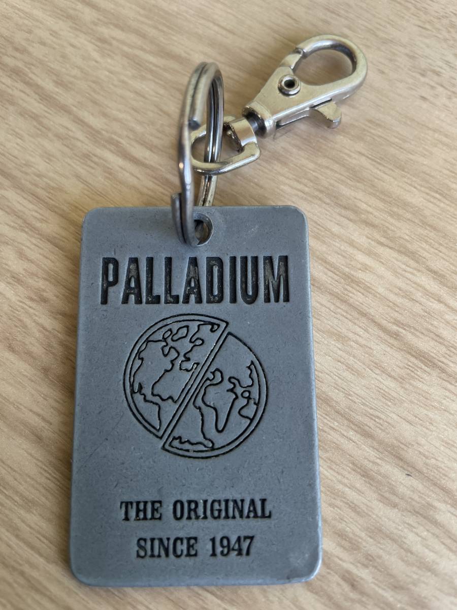 PALLADIUM ／パラディウム　ビンテージ販促品　キーホルダー　　_画像2