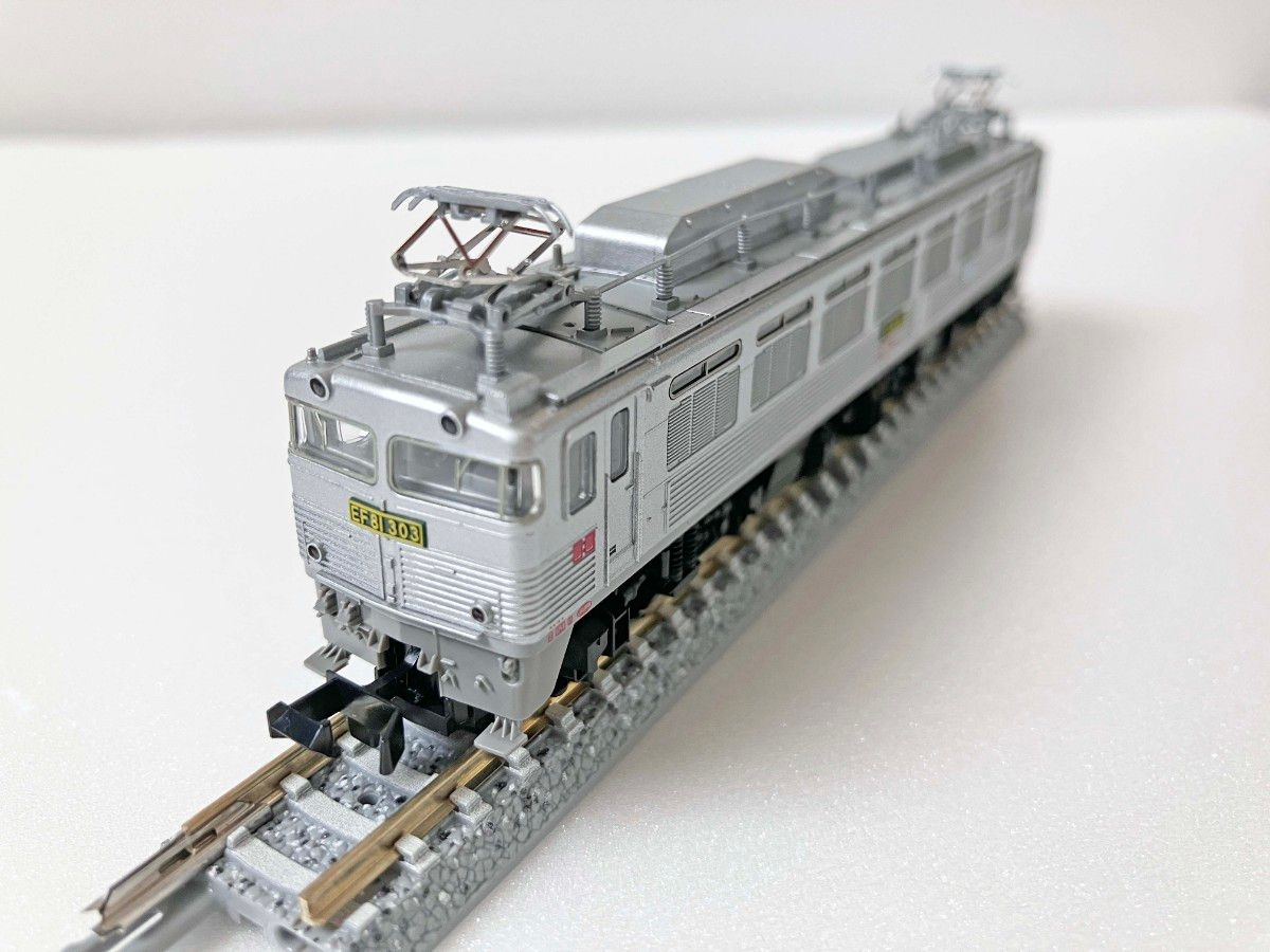 TOMIX EF81 300形　電気機関車　銀色　JR　2151　Nゲージ