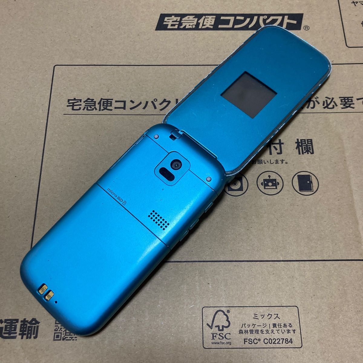 富士通 FUJITSU らくらくホン ベーシック4 F-01G ブルー docomo 富士通 FUJITSU らくらくホン ベーシック4 F-01G ブルー docomo
