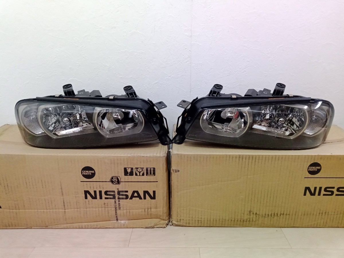 【新品】★日産純正部品★BNR34★スカイラインGT-R★前期★ヘッドライト ASSY 左右セット★R34★レベライザー付き★キセノン、バラスト_画像3