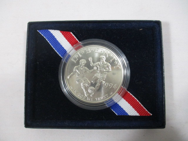 【524】『 WORLD CUP USA 1994 COINS　銀貨 』_画像2