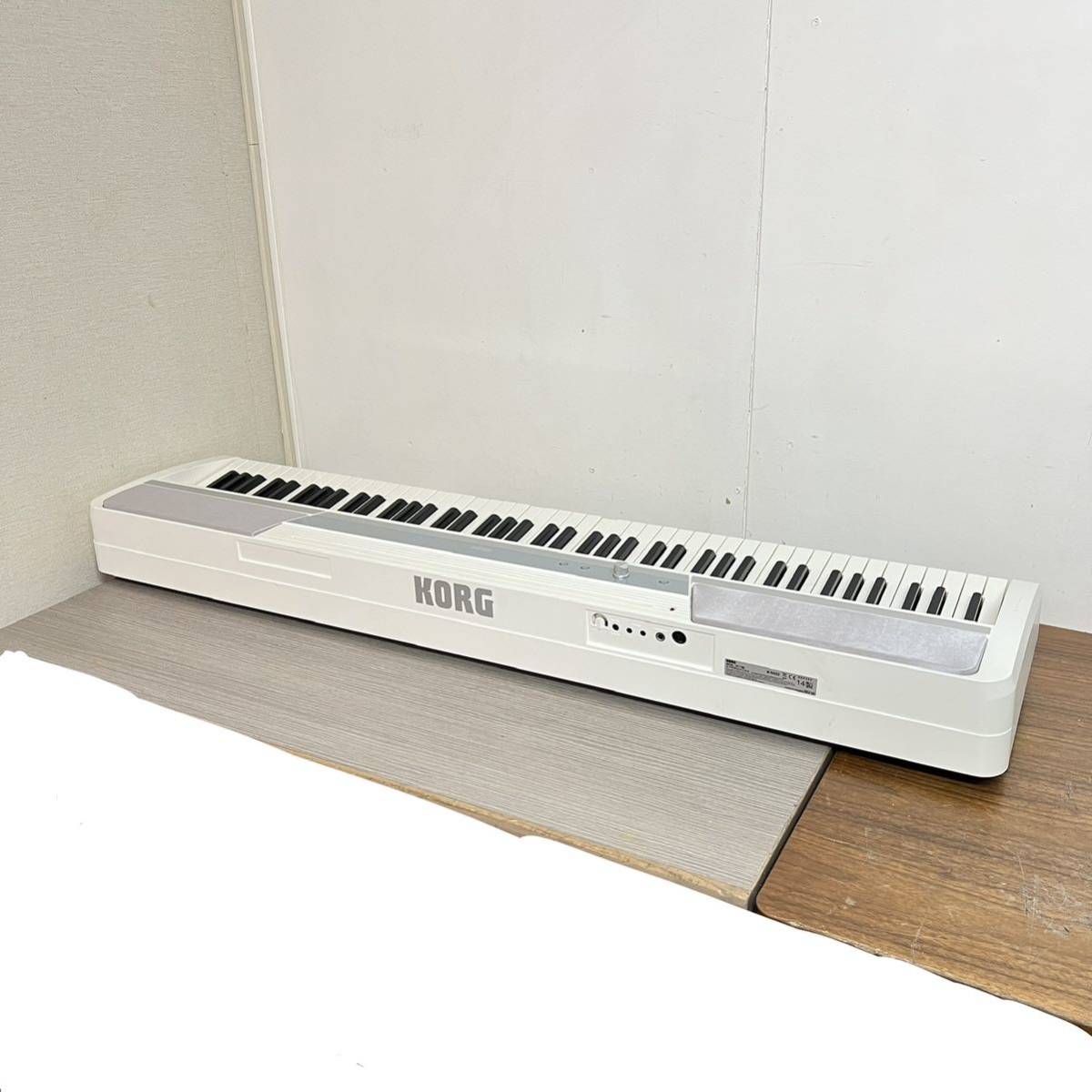 B1642 コルグKORG SP-170S 電子ピアノ 88鍵 ホワイトグレー_画像8