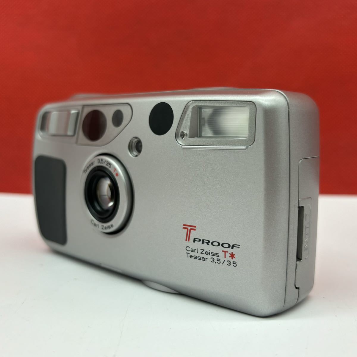 ◇ KYOCERA T PROOF コンパクトフィルムカメラ Carl Zeiss T* Tessar