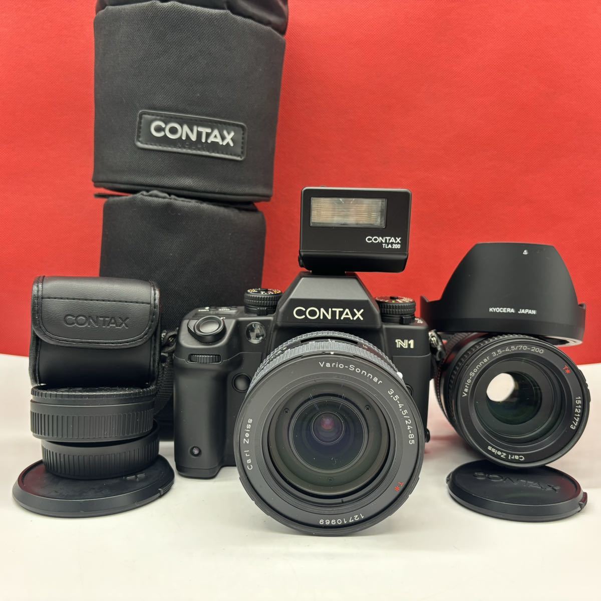 ◆ CONTAX N1 フィルムカメラ 一眼レフカメラ Vario-Sonnar 3.5-4.5/24-85 T* ／ 3.5-4.5/70-200 T* シャッター、露出計OK コンタックス_画像1