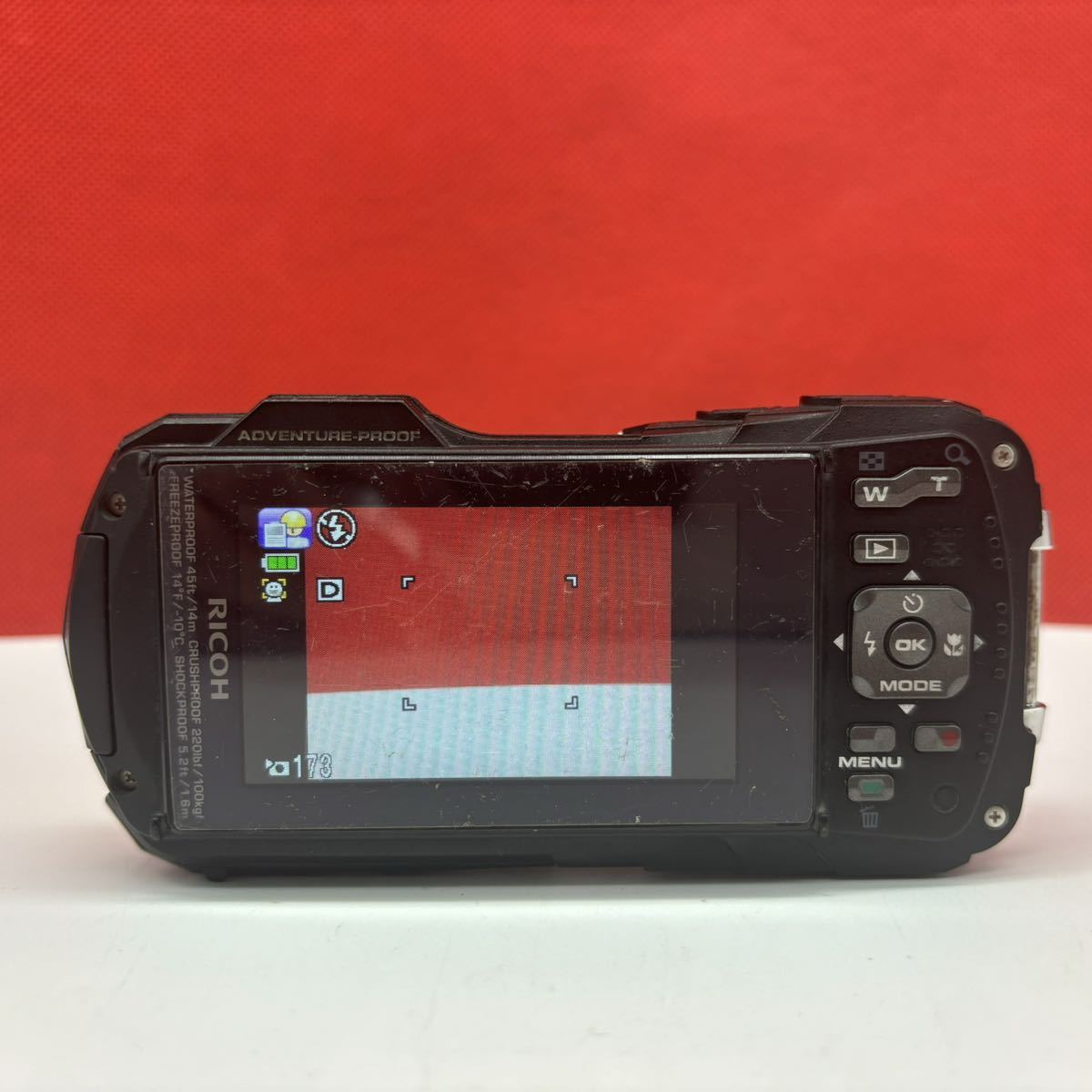 ◆ RICOH WG-40W コンパクトデジタルカメラ バッテリー付属 通電確認済 シャッターOK 現状品 リコー_画像3