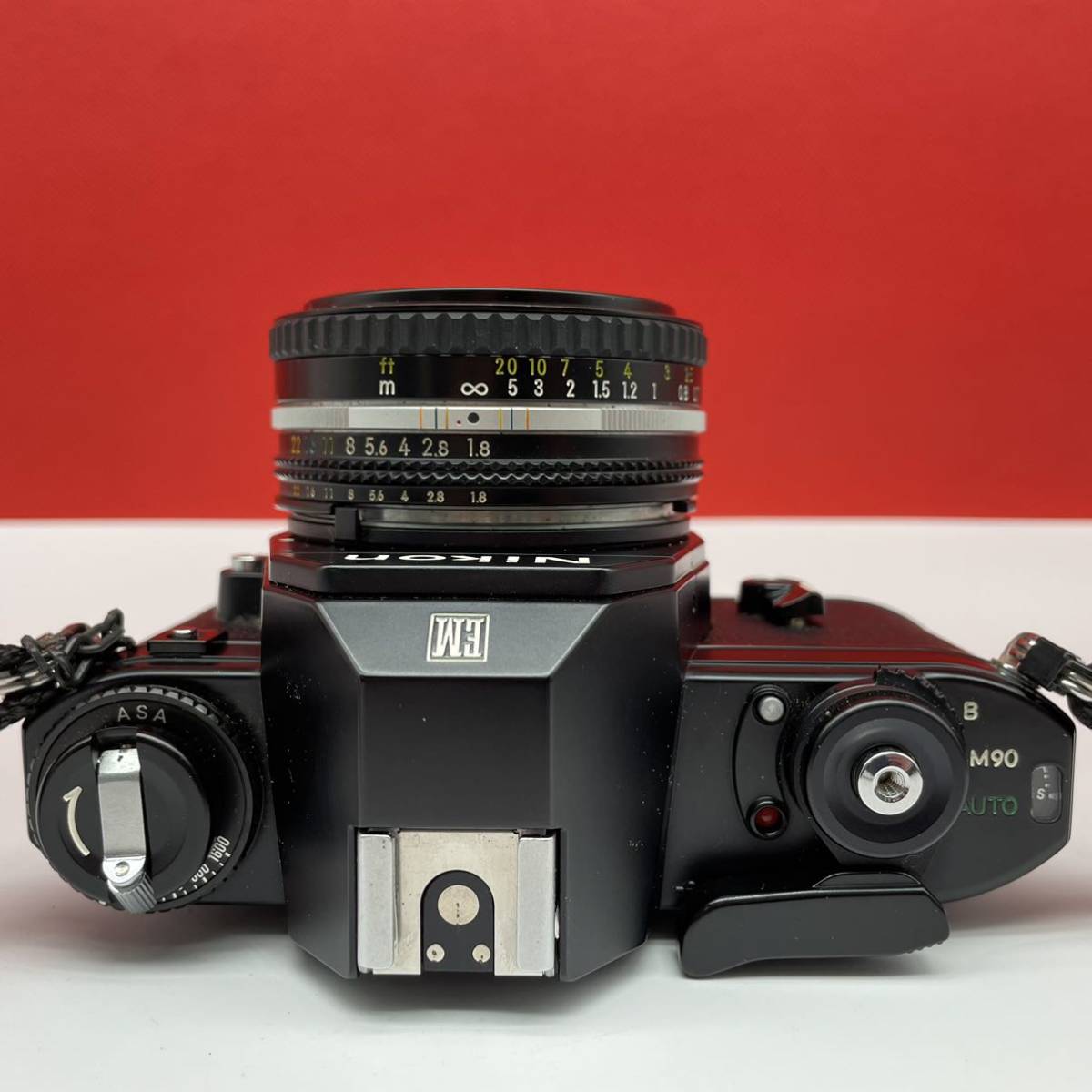 □ Nikon EM フィルムカメラ 一眼レフカメラ ボディ NIKKOR 50mm F1.8 Ai-s レンズ 動作確認済 シャッターOK 現状品 ニコン_画像5