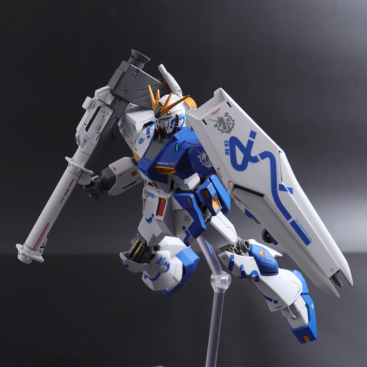 EG 1/144 νガンダム 九龍カラー　フルウエポンVer. 塗装済完成品 機動戦士ガンダム 逆襲のシャア アムロ・レイ GUNDAM KOWLOON HGUC_画像4