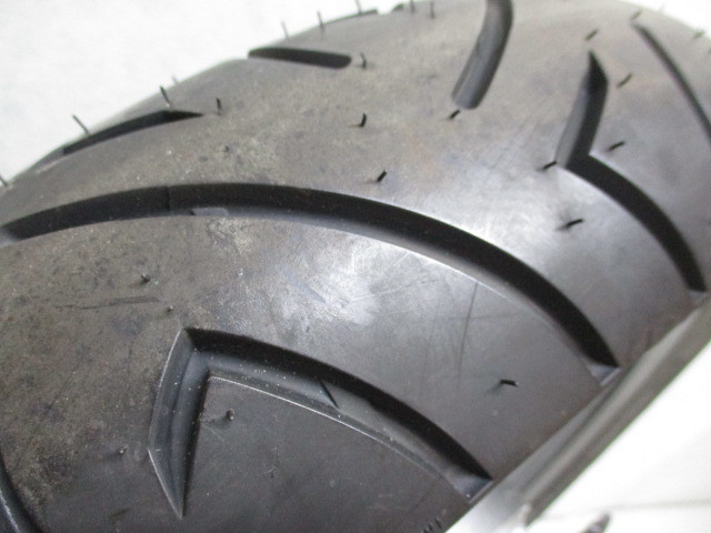 3★リアタイヤ1221 PIRELLI.SPORT DEMON.140/70-17.’22年製.ZZR250.検）NINJA.バリオス.CBR250R.VTR250.YZF-R25.R1-Z.GSX250R.GSRの画像2