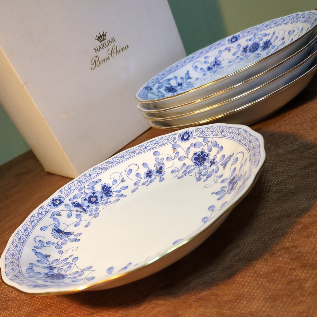 ナルミ ミラノ クーブ スープ皿（19cm）５客 NARUMI 金縁 藍色 上品 洋食器 深皿 / 9682-1414