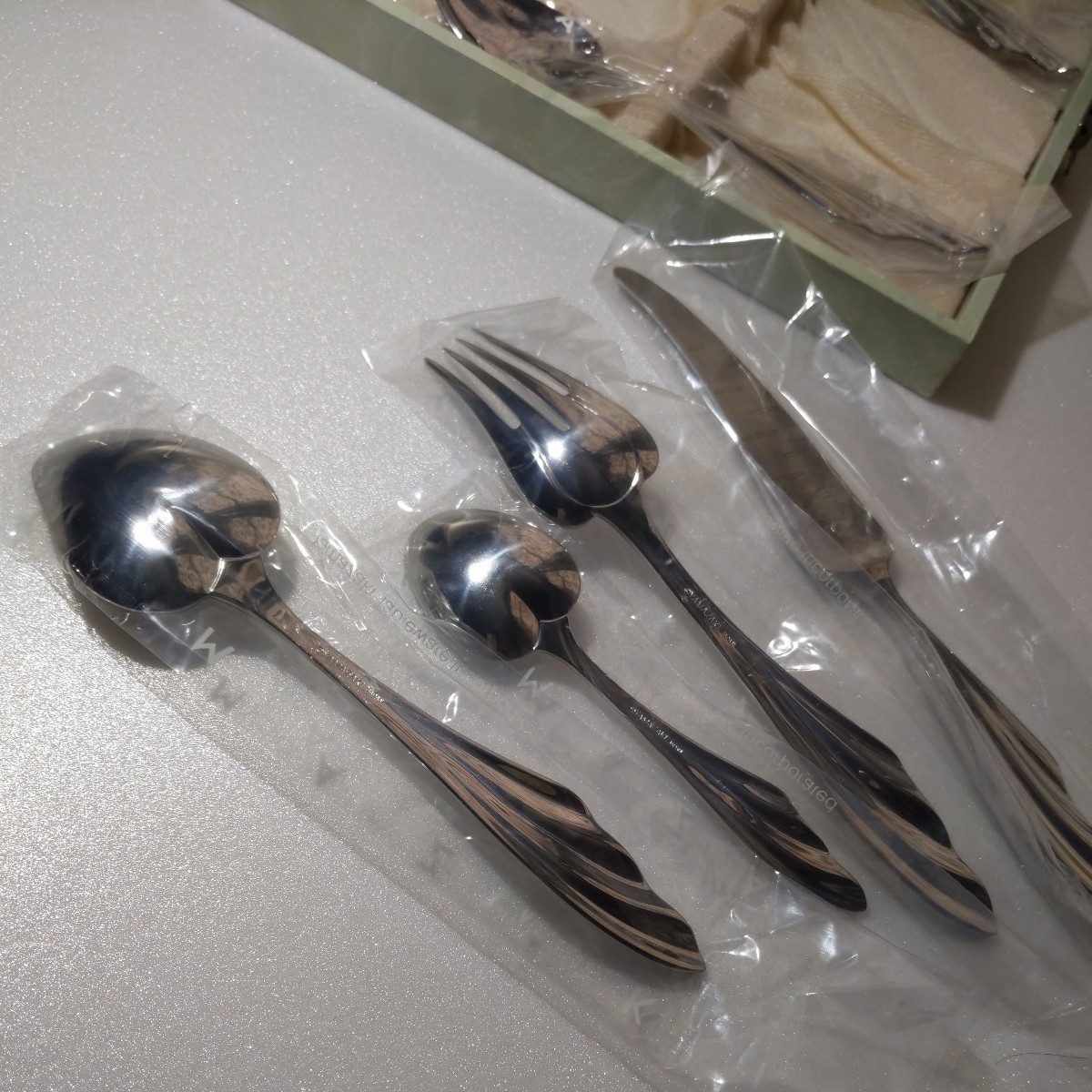 YAMAZAKI pair dinner set 8pcs table knife fork Pooh n& desert spoon strawberry . cutlery yamaco / Yamazaki metal 