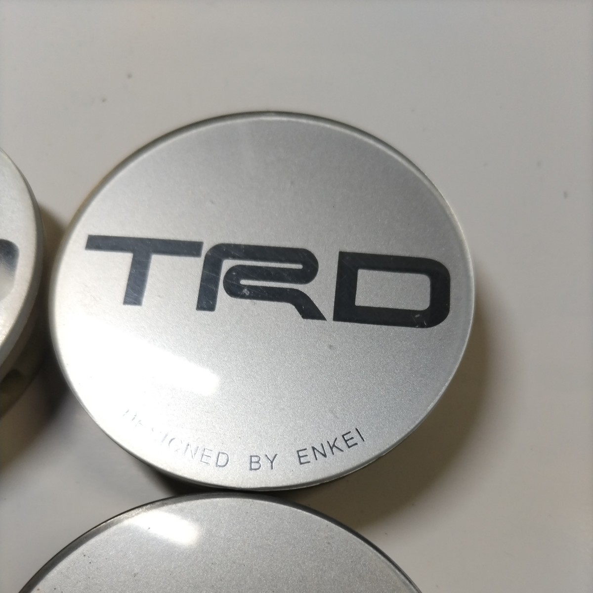 TRD〜トヨタ　パッソ？１３インチに付いてました4個セット〜レア物？_画像3