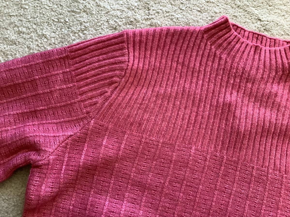 BROADWAY38新品サイズXL♪編み目が凝っているふんわり袖 フェミニンなローズピンクボトルネックセーター_画像よりも綺麗なローズピンクです