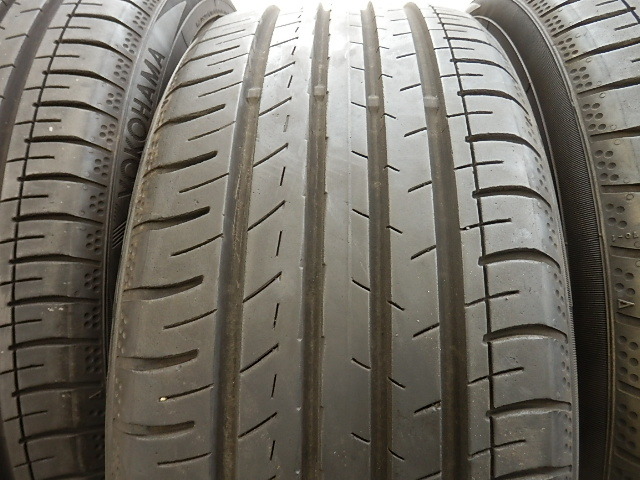 バリ溝　即決あり　4本価格　205/40-18　205/40R18　希少サイズ　ヨコハマ　ブルーアースGT　AE51　BMW　MINI　ミニ　など_画像4