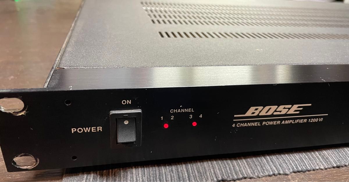 BOSE パワーアンプ 1200VI ボーズ【修理済み 音出し確認済み BOSE パワーアンプ 1200VI ボーズ【修理済み 音出し確認済み