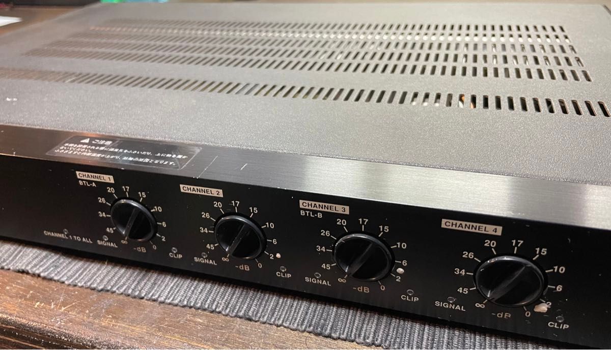 BOSE パワーアンプ 1200VI ボーズ【修理済み 音出し確認済み BOSE パワーアンプ 1200VI ボーズ【修理済み 音出し確認済み