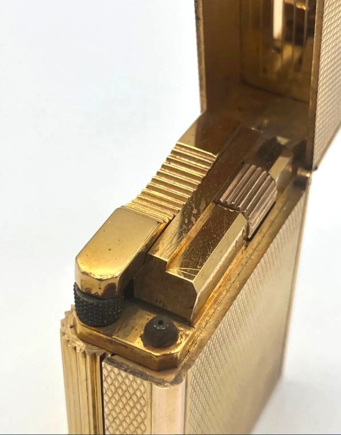 【ITVBHGTUF2OG】S.T. Dupont デュポン ライター S.T.Dupont ガスライター ゴールド ライター