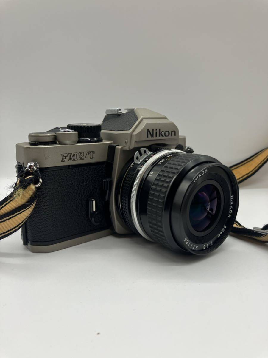 1000円スタート Nikon ニコン FM2/T 　 チタン / NIKKOR 35㎜ 1:2.8 レンズ 付き 美品 希少 カメラ 一眼レフ_画像4