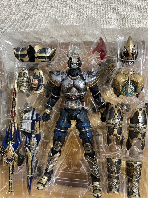 中古美品】S.I.C. VOL.35 仮面ライダーブレイド 仮面ライダー剣