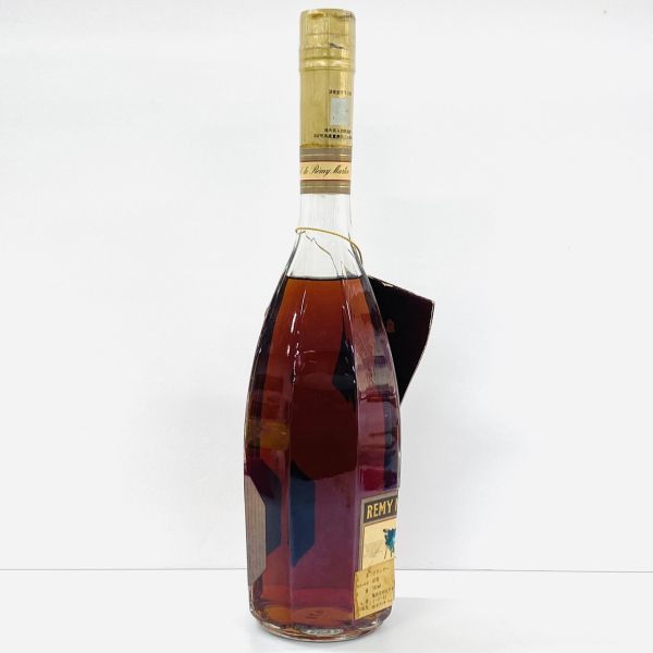 W612-Z9-292 【未開栓】REMY MARTIN レミーマルタン CLUB DE RemyMartin クラブ ド レミーマルタン コニャック ブランデー 40% 700ml 酒 ④_画像2