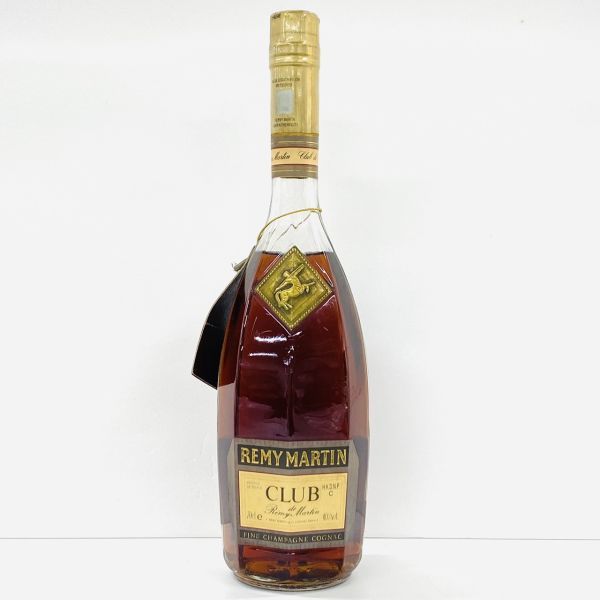 W612-Z9-292 【未開栓】REMY MARTIN レミーマルタン CLUB DE RemyMartin クラブ ド レミーマルタン コニャック ブランデー 40% 700ml 酒 ④_画像1