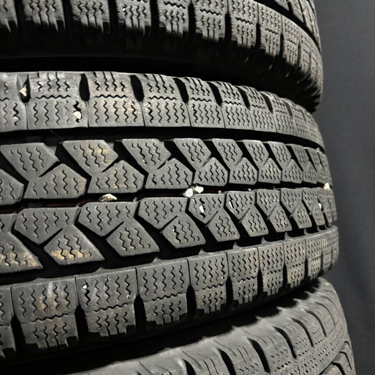 送料無料 バリ山★195/75R15 109/107L ブリヂストン W979 6本セット スタッドレス エルフ　キャンター　ダイナ_画像3