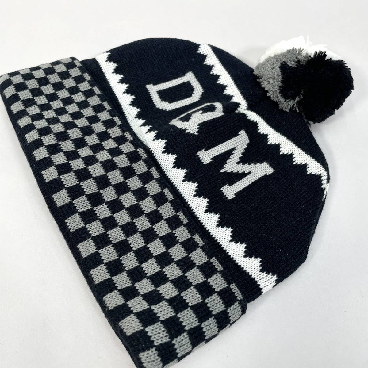 新品 DQM NYC BEANIE SNOW CAP BLACK ディーキューエムスケート ビーニーニットキャップ ニット帽 スノーボード 帽子 ハット_画像2