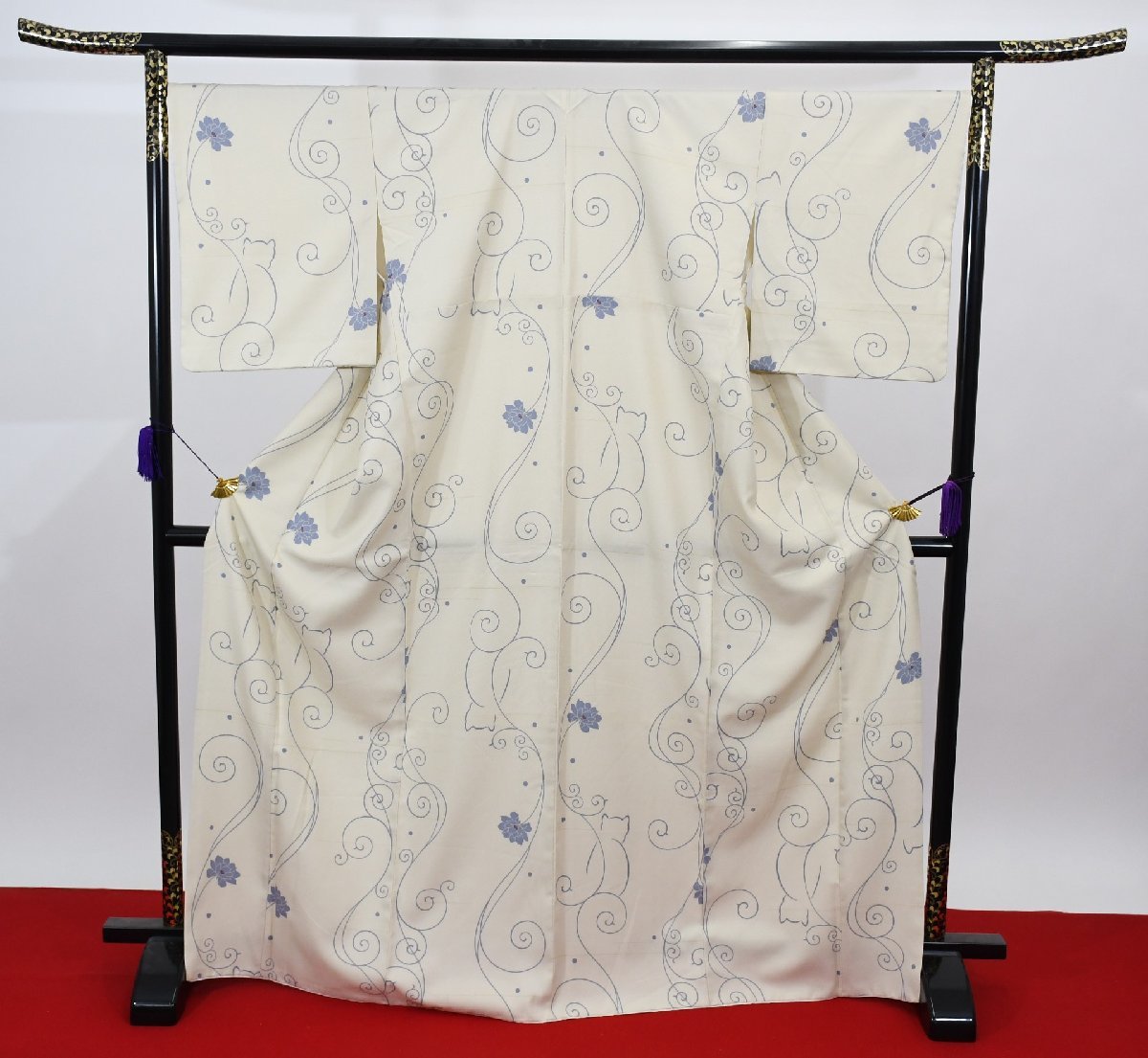 小紋 着物 袷 猫 唐花 花 洗える着物 身丈163.2cm 裄丈69cm ★ kb-5190 桜庭呉服店_画像2