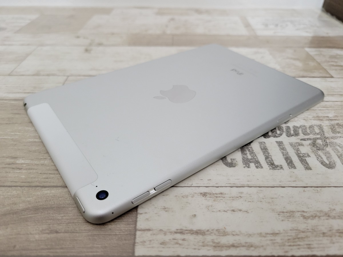AU SIMフリー iPad mini 4 Wi-Fi+Cellular 16GB MK702J/A シルバー　第４世代_画像5