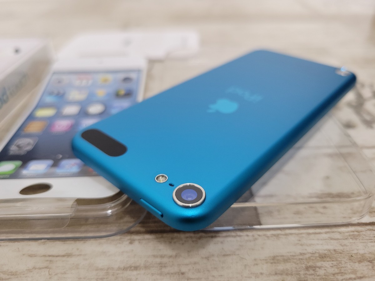  не использовался . близкий Apple iPod touch 32GB голубой no. 5 поколение MD717J/A