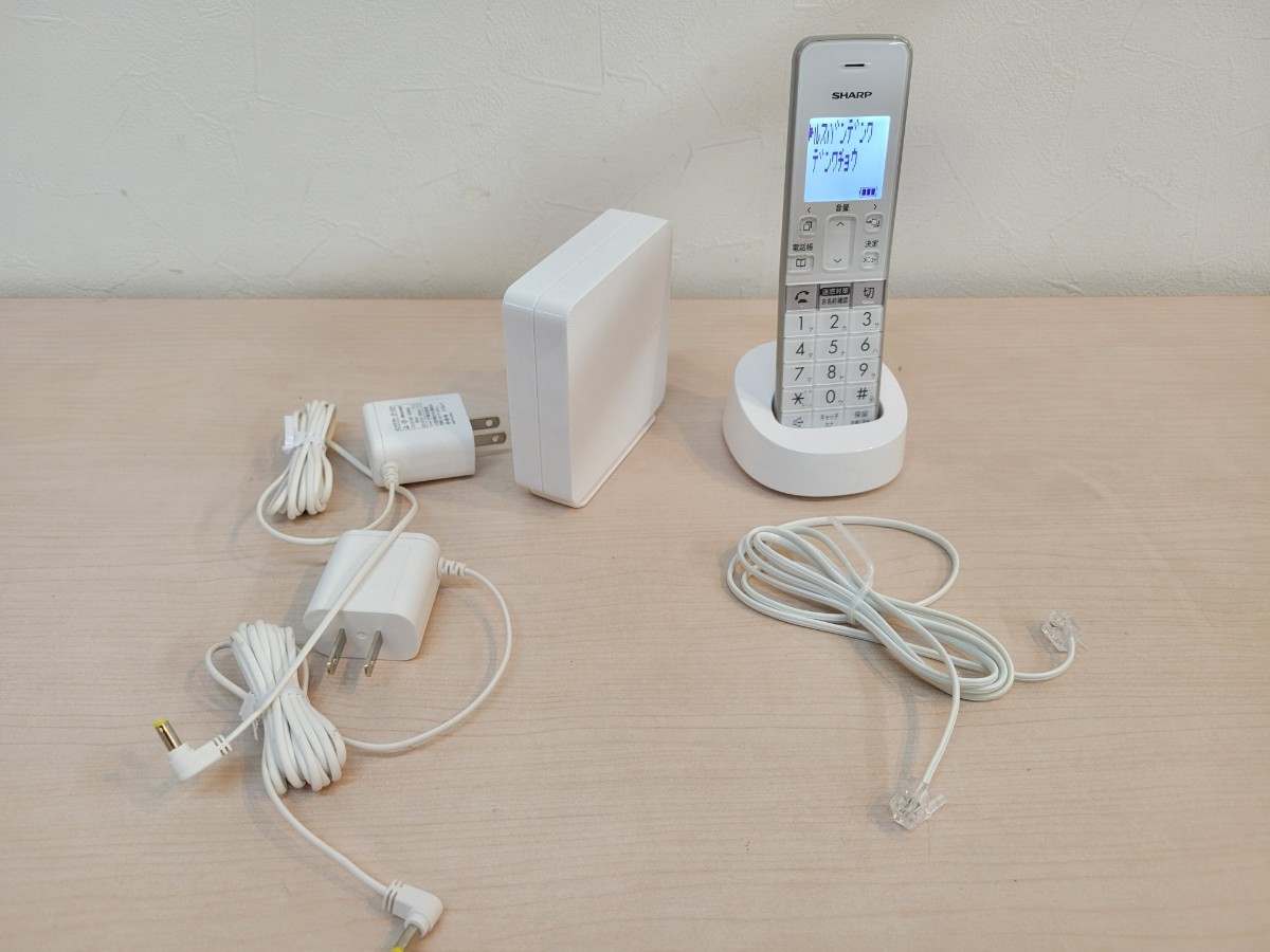 ☆美品 SHARP シャープ デジタルコードレス電話機 子機1台タイプ JD-SF2CL-Wの画像1