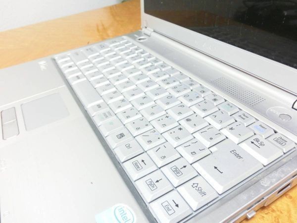 SHARP シャープ 13型 ノートパソコン Mebius PC-MW50J 通電不可 部品取用 ジャンク品 G4413_画像4