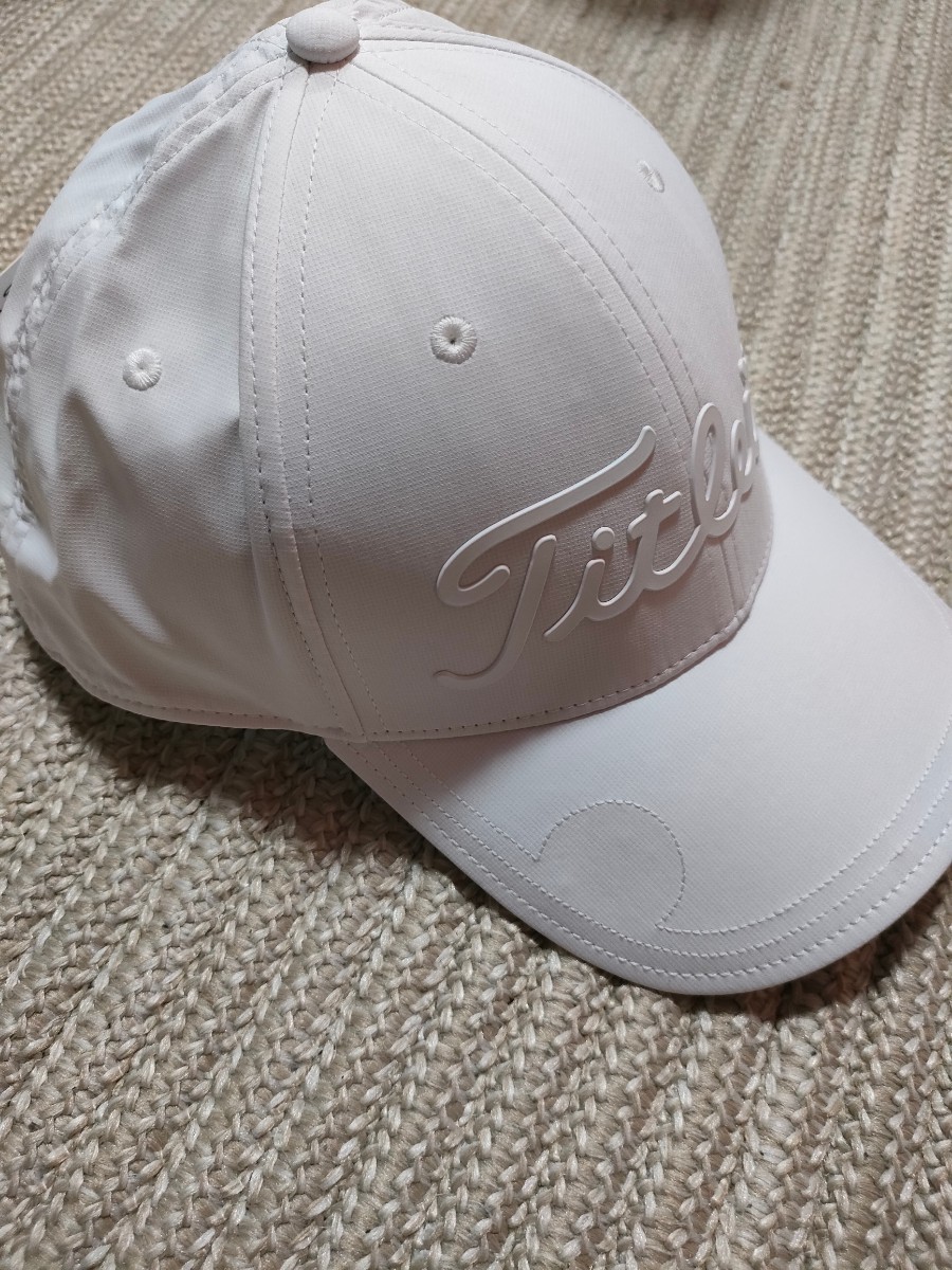 新品 未使用 Titleist タイトリスト キャップ ホワイト 白 マーカー付 紫外線カット 抗菌 吸水速乾 帽子 メンズ ゴルフウェア_画像3