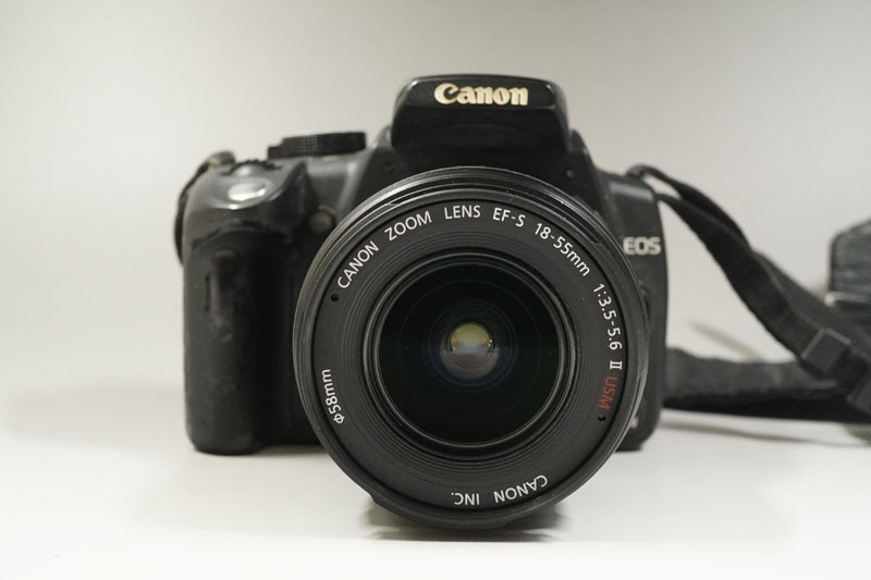 1円~スタート【449】Canon EOS kiss digital N ■LENDS CANON ZOOM LENS EF-S 18-55mm 1:3.5-5.6 Ⅱ USM　■TAMRON AF 28-300mm 1:3.5-6.3_画像2