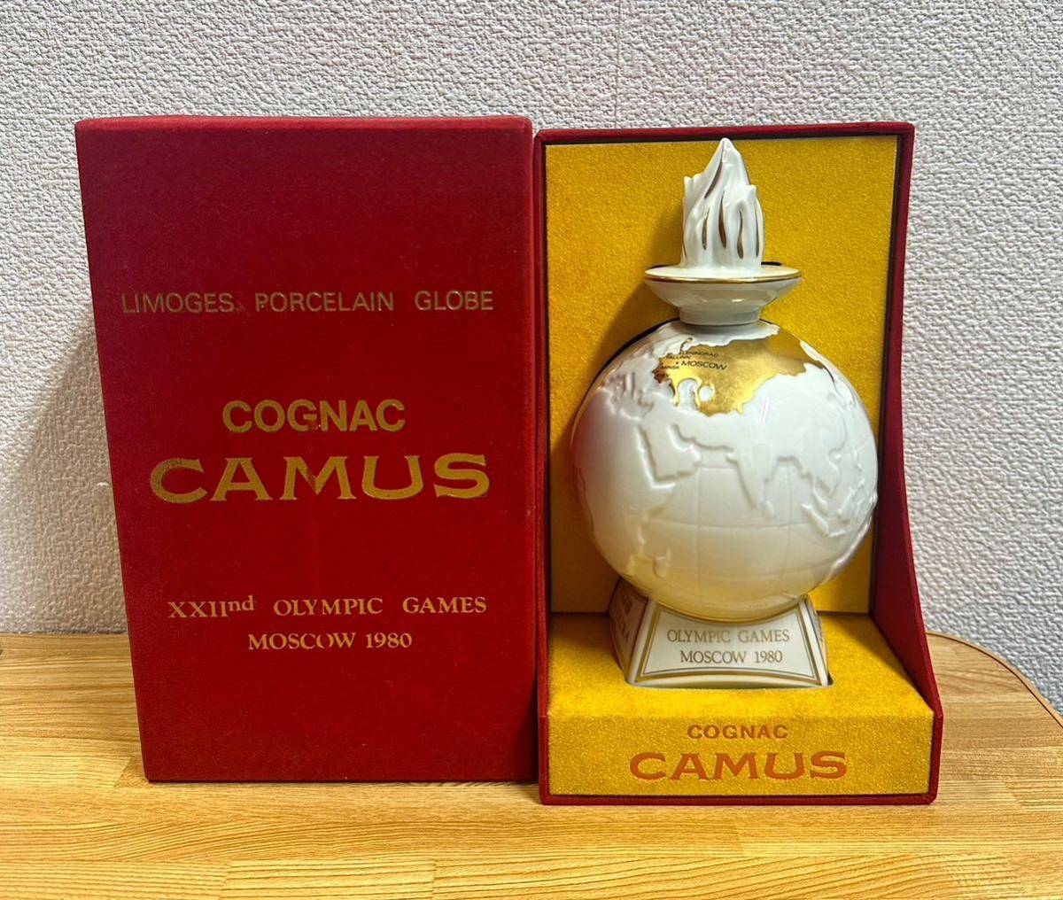 新品未開栓 CAMUS カミュ ナポレオン 1980 モスクワ オリンピック 五輪 陶器ボトル No.2125 箱付き_画像1