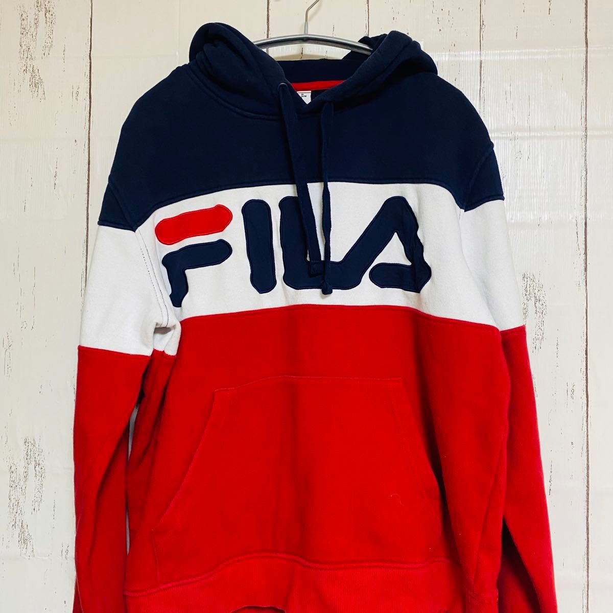 FILA フィラ  プルオーバー パーカー スウェット 長袖 レッド