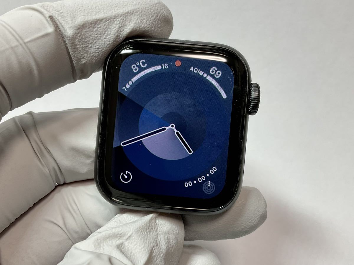 Apple Watch SE 第一世代 GPSモデル 44mm スペースグレイアルミニウム