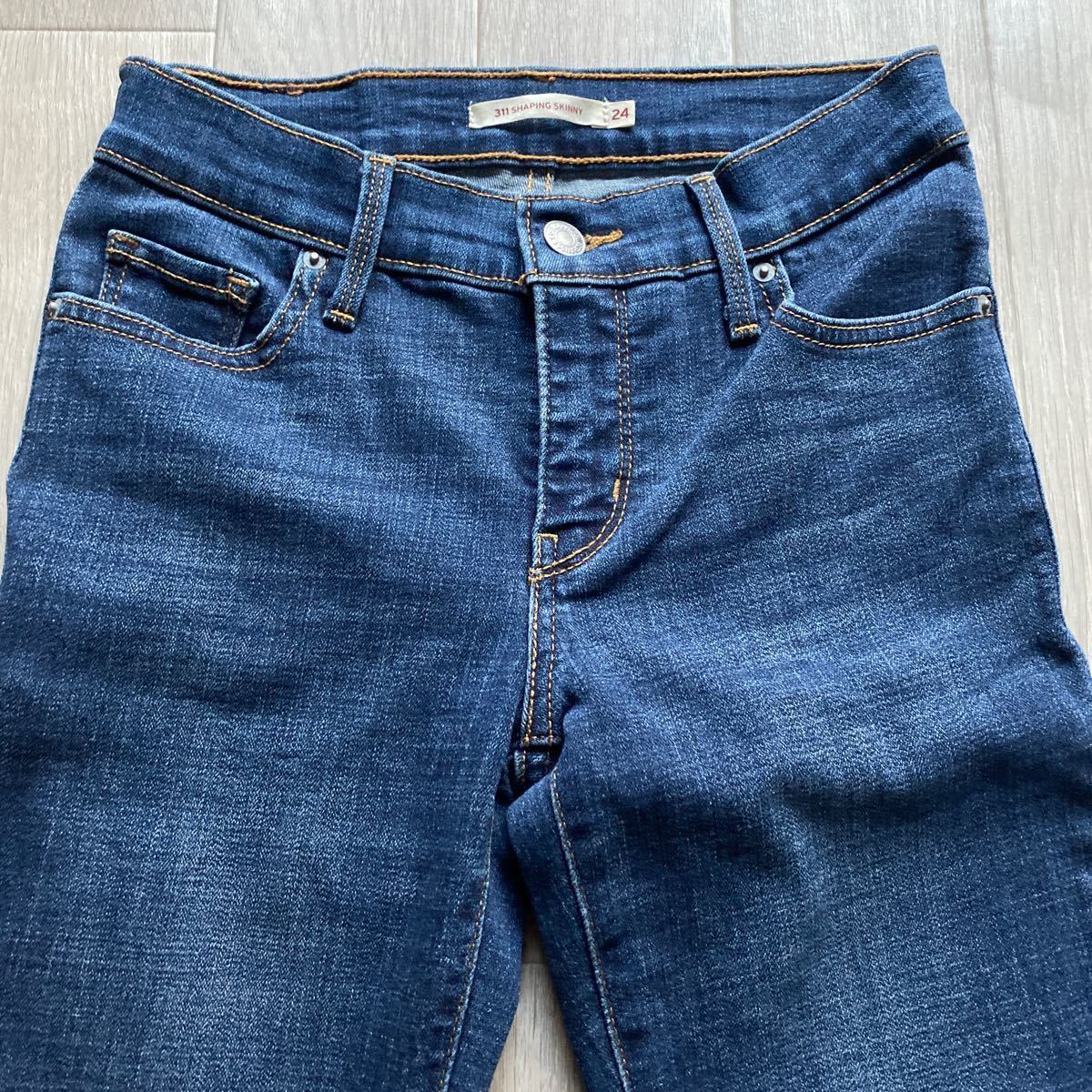  free shipping old clothes jeans [Levi\'s311 SHAPING SKINNY W24]