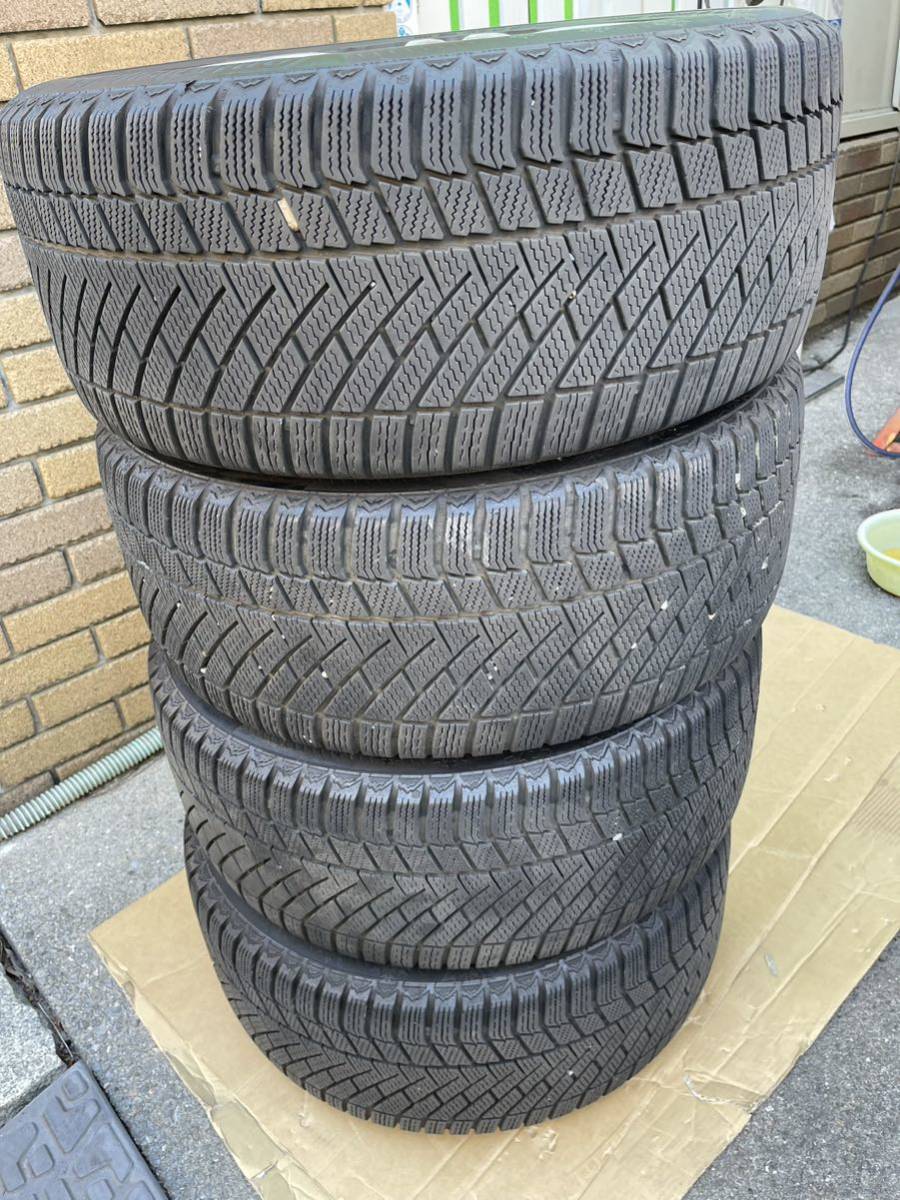 ベンツ　4本セットコンチネンタル　スタッドレスタイヤホイール 付　245/45R17_画像2