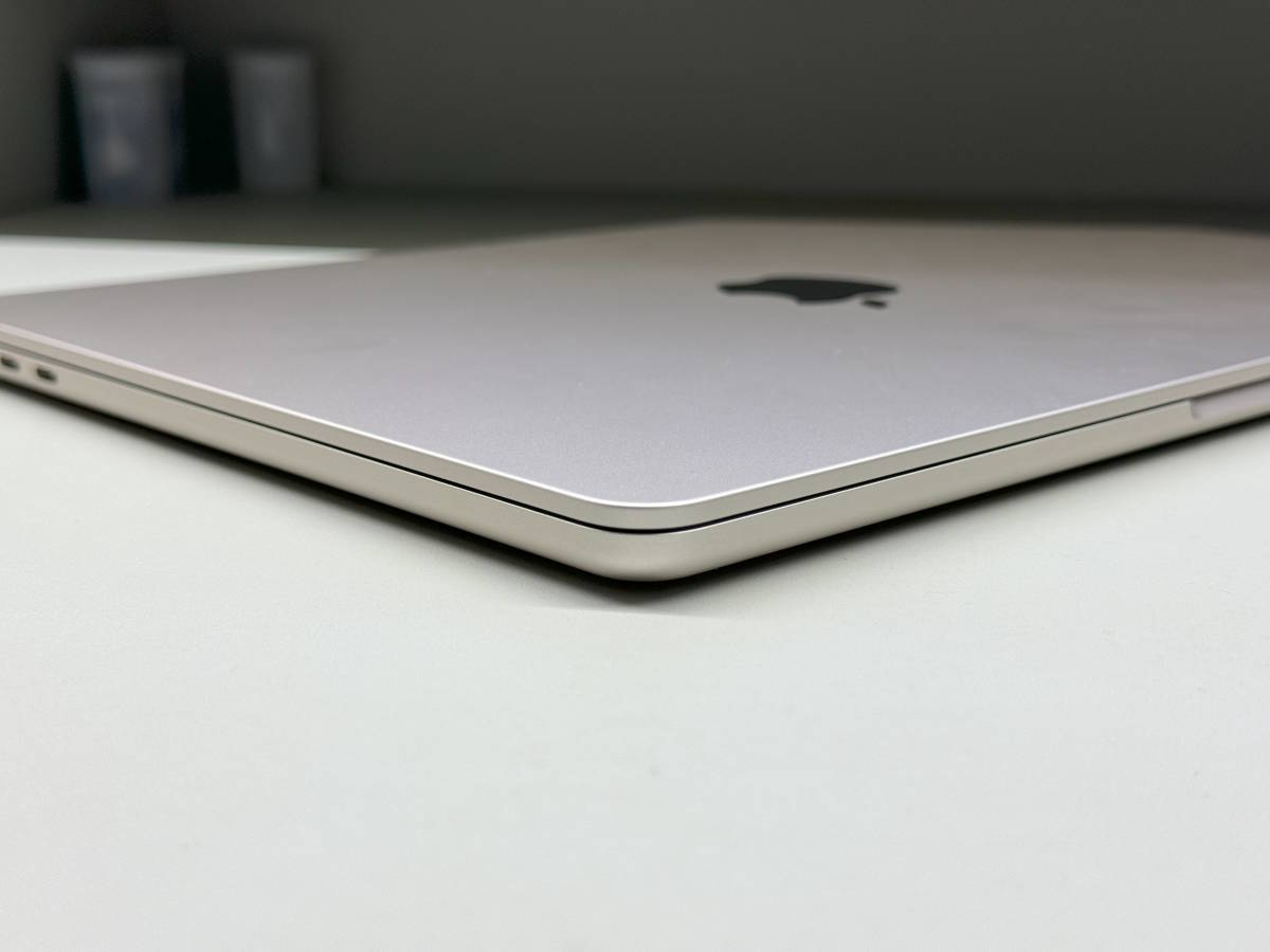 【極備品】MacBook Air M2 16GB 256GB 2022 CTO 13.6インチ ノート PC Apple スターライト 英語配列 USキー_画像6