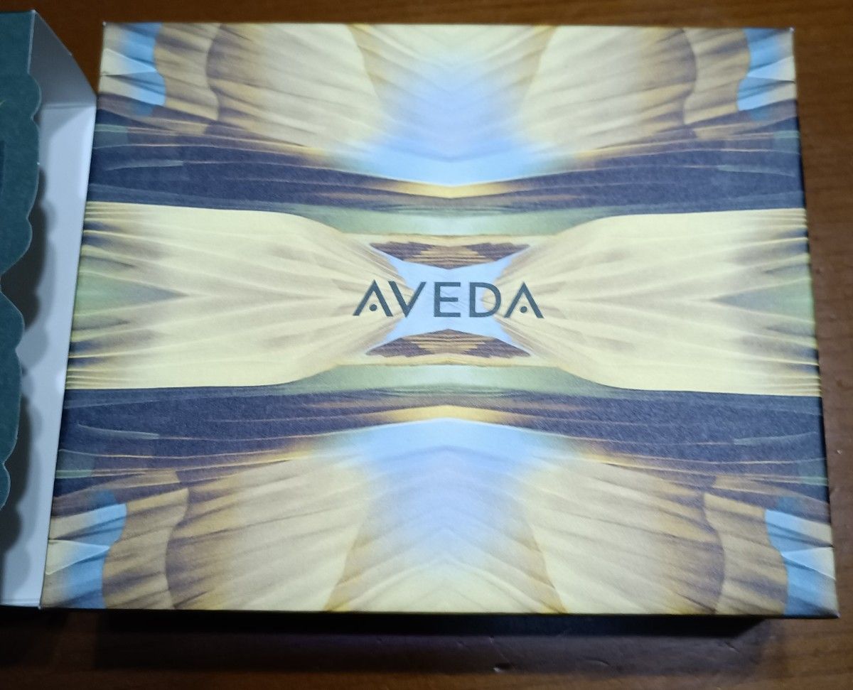 AVEDA コラボレーション ・アロマティック トリオ ハンド ギフト