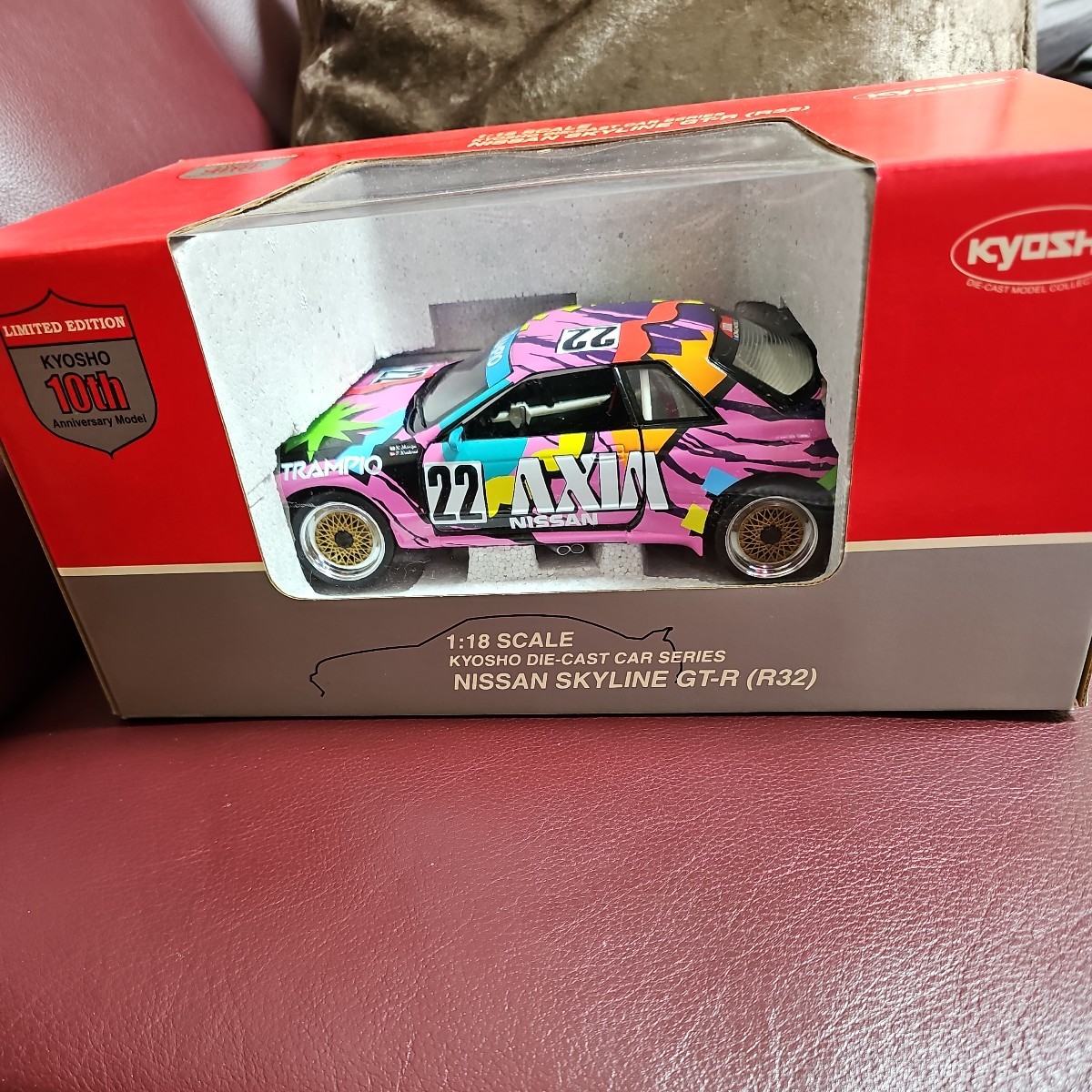 京商 1/18 アクシアトランピオGT-R (1992)美品 京商 1/18 アクシアトランピオGT-R (1992)美品