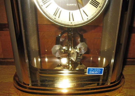 [未使用]SEIKOセイコー　クリスタルガラス回転飾り　置き時計　QZ 690 G_画像2