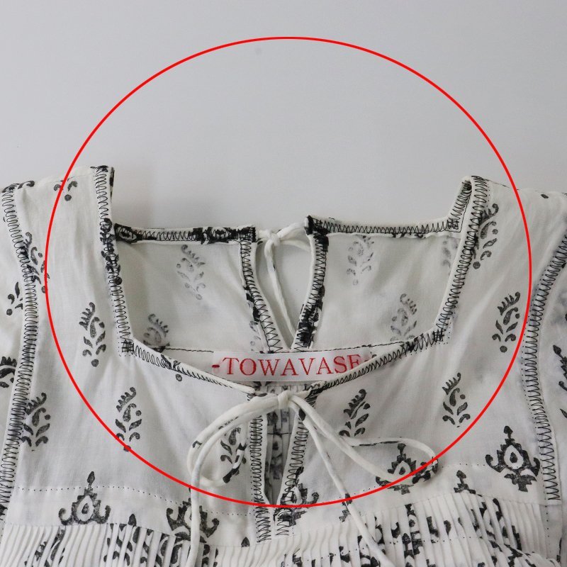 towava-zTOWAVASE block print pin tuck no sleeve tunic F/ white tops [2400013651400]