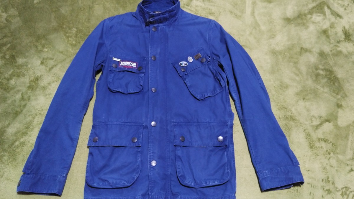 barbour×triumph バブアー×トライアンフ ピンバッジ付ジャケット barbour×triumph バブアー×トライアンフ ピンバッジ付ジャケット
