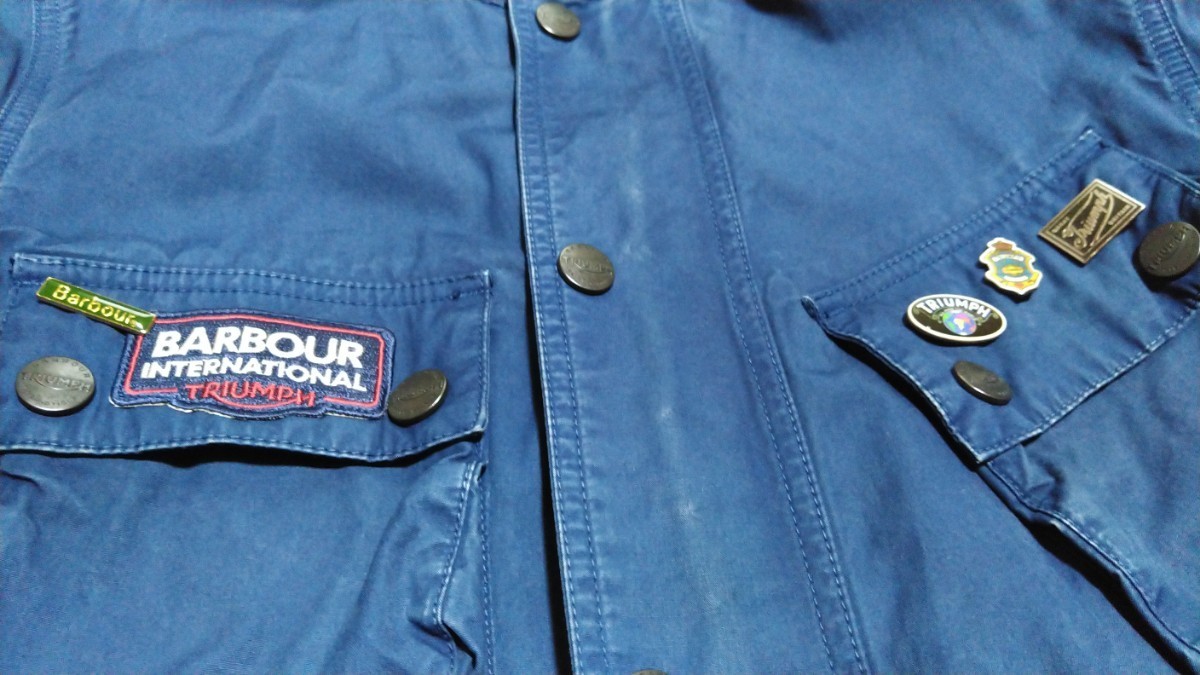 barbour×triumph バブアー×トライアンフ ピンバッジ付ジャケット barbour×triumph バブアー×トライアンフ ピンバッジ付ジャケット