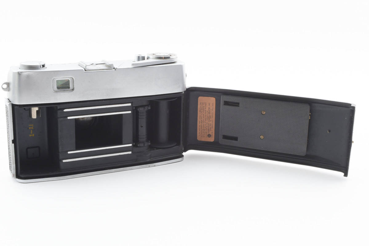 3079 【難あり品(ジャンク）】 Petri 7 35mm Film Rangefinder Camera レンジファインダーカメラ 1222_画像9